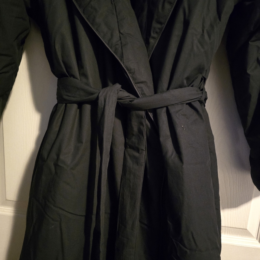 See VIDEO SKIMS Duvet Robe Black Onyx NWT And Bag! Fits Up To Size Large - Picture 4 of 10